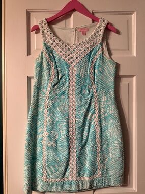 Lilly Pulitzer Aqua and White Sleeveless Shift Dress